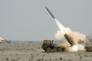 Minh họa tên lửa tấn công chính xác khai hỏa tấn công mục tiêu trong tương lai. Đồ họa: Lockheed Martin.