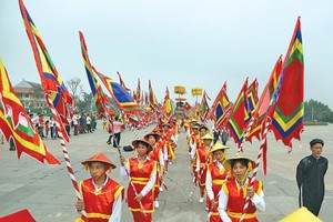 Yếu tố tâm linh ẩn chứa sâu sắc trong tín ngưỡng thờ cúng Hùng Vương và Lễ hội Đền Hùng.