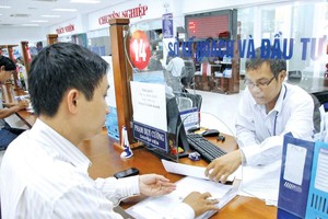 Thủ tục đăng ký đầu tư, kinh doanh đã có nhiều cải thiện, song vẫn gây nhiều phiền toái cho doanh nghiệp.