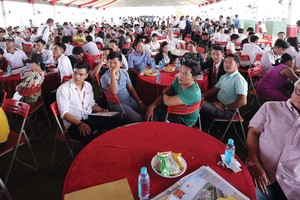 Lợi thế kép khi xây dựng trung tâm thương mại trong nội khu dự án