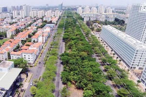 Tuyến đại lộ Nguyễn Văn Linh với các dự án bất động sản liên tục mọc lên