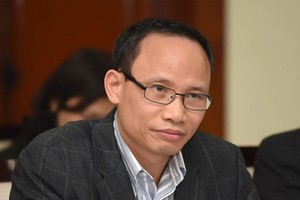 TS. Cấn Văn Lực