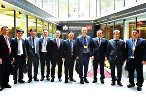 Đại sứ Việt Nam tại Anh quốc và Đại sứ Anh quốc tại Việt Nam đón Đoàn công tác từ Việt Nam tại LSE. Chuyến thăm để thu hút đầu tư và học hỏi kinh nghiệm phát triển thị trường Việt Nam