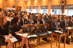 Cần thực hiện quản lý sở hữu đầu tư nước ngoài theo cơ chế thị trường thay vì hành chính
Trong ảnh: Nhà đầu tư Anh và châu Âu lắng nghe các cơ hội từ Việt Nam