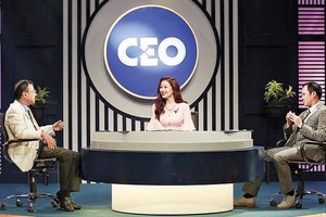 Doanh nhân Nguyễn Thu Hương và 2 chuyên gia bên Bàn tròn CEO.