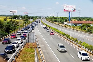 Nếu quá trình lựa chọn nhà đầu tư không phát sinh các tình huống phải làm rõ, xử lý và sự hỗ trợ tích cực của các Bộ, ngành liên quan thì Bộ GTVT có thể khởi công các dự án thành phần đầu tư theo hình thức PPP trong tháng 4/2020.