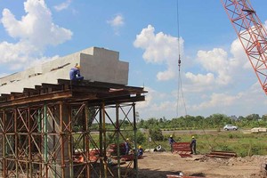 Việc thu xếp nguồn vốn tín dụng đang là vướng mắc lớn nhất tại Dự án BOT xây dựng đường cao tốc Trung Lương - Mỹ Thuận.