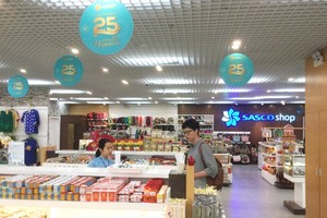 Cửa hàng SASCO Shop bên trong ga quốc tế sân bay Tân Sơn Nhất