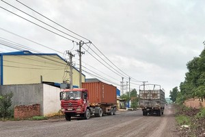 Xây dựng không phép tràn lan tại Biên Hòa (Đồng Nai).