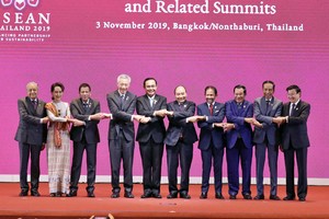 Thủ tướng Nguyễn Xuân Phúc cùng các nhà lãnh đạo ASEAN tại Hội nghị Cấp cao ASEAN lần thứ 35 (Ảnh: VGP)