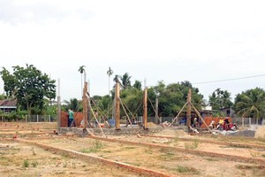 Một trong những dự án phân lô, bán nền trái phép trên đất nông nghiệp tại tỉnh Khánh Hòa. Ảnh: Việt Hương