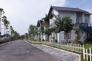 Khai thác nghỉ dưỡng ven đô: “Tiền tươi, thóc thật”