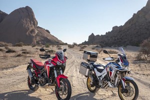 Honda Africa Twin CRF1100L, “xế phượt” đời mới siêu mạnh, dành cho dân thích di chuyển