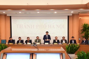 Chủ tịch UBND TP.  Hà Nội Nguyễn Đức Chung phát biểu tại điểm cầu Hà Nội