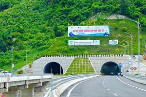 Công trình đường bộ hầm Đèo Cả rút ngắn khoảng cách giữa hai tỉnh Phú Yên và Khánh Hòa