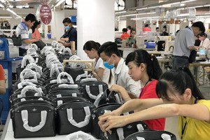 Xuất khuẩu giày dép, túi xách ngắm mốc 24 tỷ USD trong năm 2020