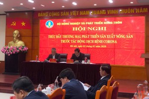 Bộ trưởng Nông nghiệp và Phát triển nông thôn Nguyễn Xuân Cường cho rằng, ngành nông nghiệp là ngành tổn thương lớn nhất trước dịch bệnh virus Corona.