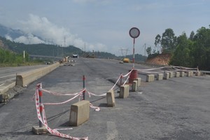 Dự án Cao tốc La Sơn - Túy Loan tại đoạn qua xã Hòa Liên, huyện Hòa Vang, Đà Nẵng còn hơn 11km nữa không thể thi công vì không có mặt bằng.