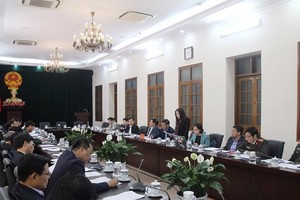 Quang cảnh cuộc họp