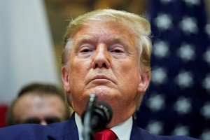 Tổng thống Donald Trump vẫn chưa phê chuẩn các biện pháp kích thích kinh tế. Ảnh: Getty.