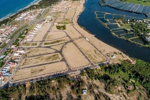 UBND thành phố quy định trước ngày 5/5, các tổ chức, cá nhân đã nộp hồ sơ nhà, đất hợp lệ để thực hiện các khoản thu tài chính từ đất đai theo quy định tại khoản 1, Điều 107 của Luật Đất đai và đã được các cơ quan Nhà nước có thẩm quyền tiếp nhận, áp dụng theo bảng giá các loại đất quy định tại Quyết định số 46/2016/QĐ-UBND ngày 20/12/2016 và Quyết định số 06/2019/QĐ-UBND ngày 31/1/2019 của UBND thành phố.