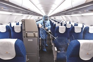 Các hãng hàng không được yêu cầu chấp hành nghiêm túc việc phòng chống dịch Covid - 19 trong trường hợp được cho phép nâng dần tần suất khai thác.