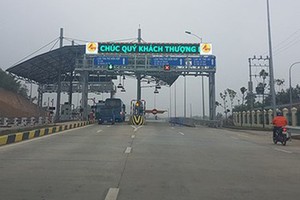 Môt dự án BOT tại Thái Nguyên cử tri đã kiến nghị nhiều lần về sự bất hợp lý khi đặt trạm thu phí .