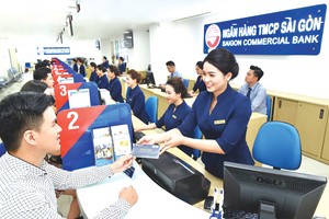 Càng trong thời  điểm khó khăn, ngân hàng càng phải hướng tới khách hàng của mình