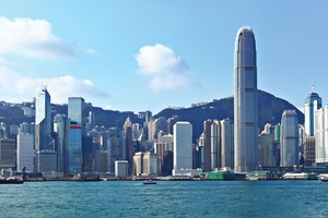 Nhà đầu tư bất động sản găm tiền, chờ cơ hội mua giá rẻ