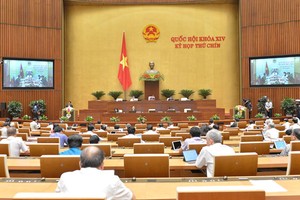 Chậm sửa Luật Đất đai: Đại biểu bức xúc, phê bình, Bộ trưởng tiếp thu