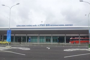 Sân bay Phú Bài