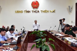 Chủ tịch UBND tỉnh Thừa Thiên Huế Phan Ngọc Thọ chủ trì cuộc họp liên quan đến công tác di dời giải phóng mặt bằng cư dân khu vực Kinh thành Huế.