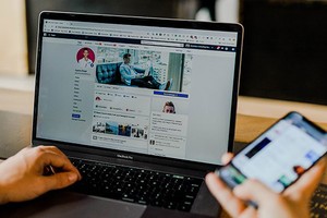 Báo chí chính thống trong kỷ nguyên truyền thông xã hội: Sức nặng của sự thật