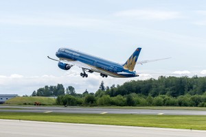 Nửa đầu năm Vietnam Airlines (HVN) tăng trưởng 20% doanh thu, lợi nhuận sau thuế đạt 5.476 tỷ đồng