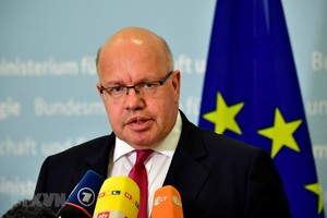 Bộ trưởng Kinh tế Đức Peter Altmaier phát biểu trong cuộc họp báo tại thủ đô Berlin. (Ảnh: AFP/TTXVN)