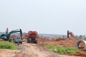 Tỉnh Đồng Nai đang dồn lực thi công khu tái định cư Lộc An - Bình Sơn để bố trí tái định cư , giải phóng mặt bằng Cảng hàng không quốc tế Long Thành.