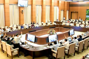 Uỷ ban Thường vụ Quốc hội biểu quyết việc bổ sung dự toán chi hành chính sự nghiệp năm 2020 cho Kiểm toán Nhà nước.