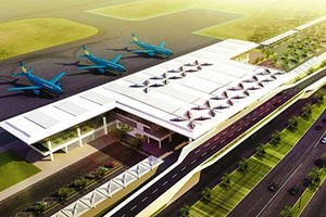Cảng hàng không Quảng Trị là một trong 28 cảng hàng không quốc nội đưa vào khai thác giai đoạn từ năm 2020 - 2030 với quy mô hàng không dân dụng cấp 4C.