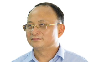 PGS-TS Nguyễn Huy Hoàng, Viện trưởng Viện Nghiên cứu Đông Nam Á (Viện Hàn lâm khoa học xã hội Việt Nam).
