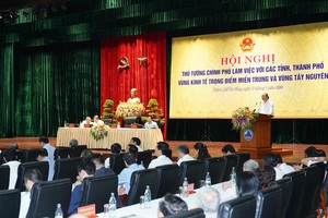 Chính phủ, Thủ tướng Chính phủ cam kết đồng hành cùng với các tỉnh, thành phố vùng KTTĐ miền Trung, các tỉnh Phú Yên, Khánh Hòa và vùng Tây Nguyên vượt qua mọi khó khăn, thách thức