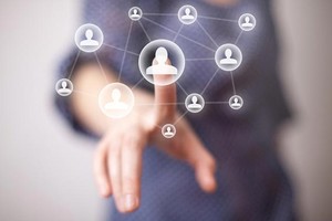 Chậm trễ tách bạch “ghế nóng”, Gelex, Bibica, PCC1... bị HoSE nhắc nhở