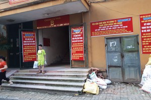 Cư dân Vinaconex 2 Xuân Đỉnh “kêu” mãi chưa được “cứu”