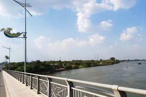 Dự án xây dựng đường trục trung tâm thành phố Biên Hòa thêm một trục giao thông nối trung tâm TP.Biên Hoà với cù lao Hiệp Hoà. Ảnh: Ngọc Tuấn   