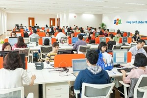 FPT: Lợi nhuận sau thuế của cổ đông công ty mẹ quý III tăng 30%