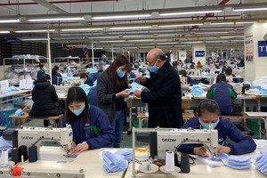 TNG sản xuất khẩu trang Nano kháng khuẩn