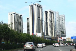 Nguồn cầu nhà ở tại TP.HCM cao nhưng nguồn cung lại đang suy giảm. Ảnh: Thành Nguyễn.