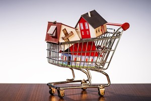 Dòng tiền từ khối ngoại đang chờ đổ vào Việt Nam để thực hiện các thương vụ M&A. Ảnh: Shutterstock.