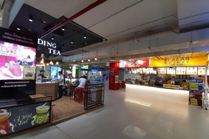 Doanh nghiệp bán lẻ đang phải vật lộn trong cơn bão dịch. Ảnh: Thành Nguyễn.