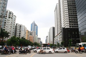 Việc tiếp cận thông tin về thị trường bất động sản của người dân có thể sẽ thuận tiện hơn trong thời gian tới. Ảnh: Thành Nguyễn.