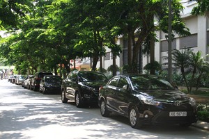 Theo VACC, Hà Nội, TP.HCM hiện chỉ đang đáp ứng chưa quá 10% nhu cầu về bãi đỗ xe. Ảnh: Bình Minh.